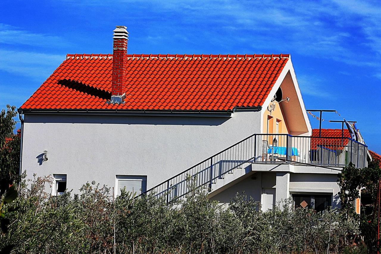 Apartment Mary Sukošan Esterno foto